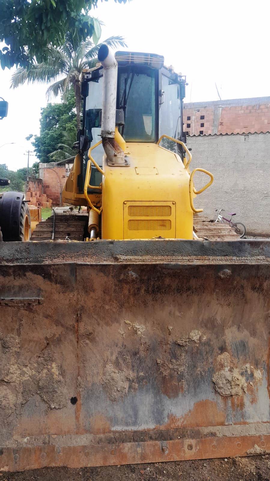 Trator de esteira Komatsu D61 2015 - Imagem 3