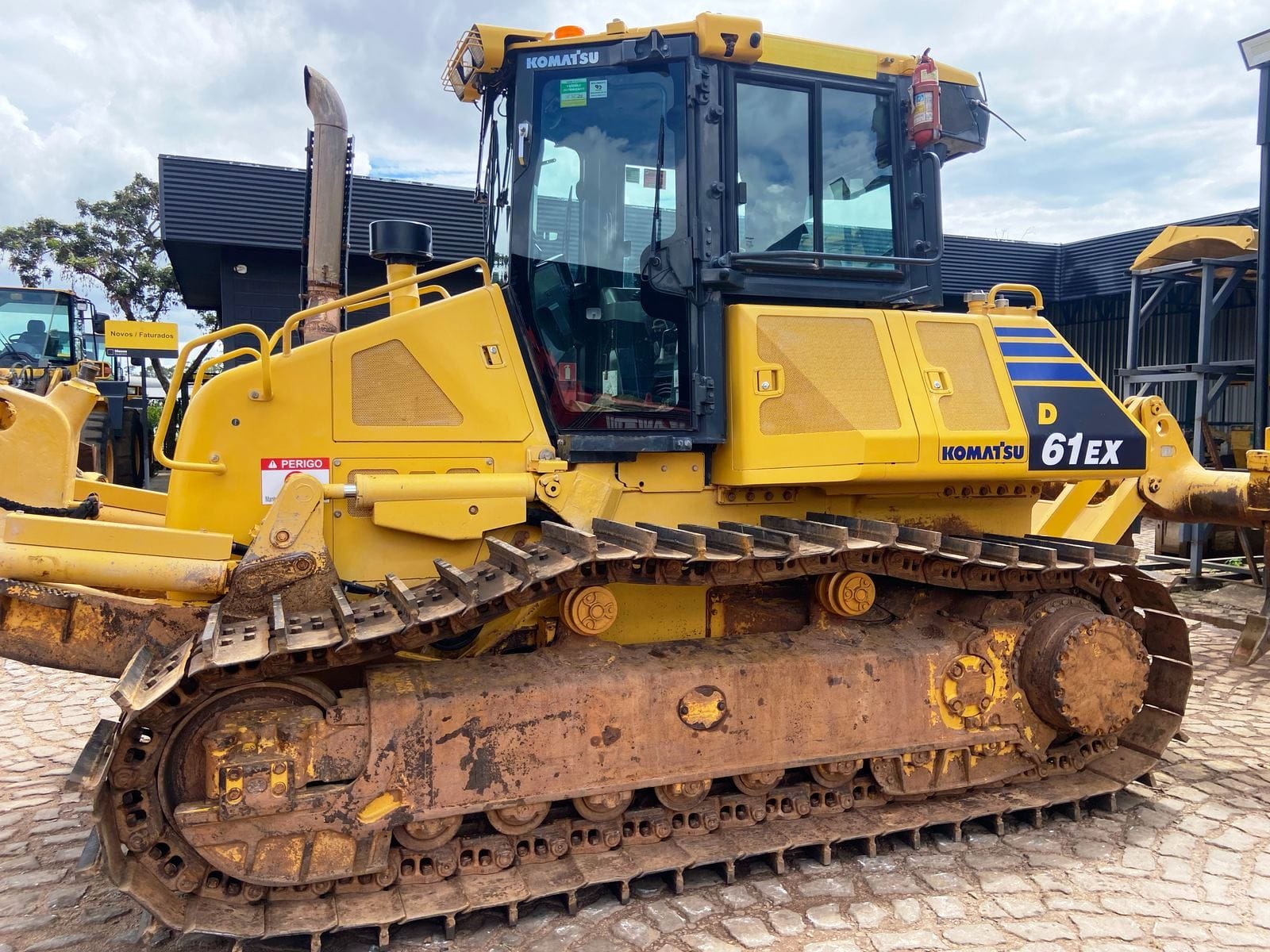 Trator de esteira Komatsu D61 2021 - Imagem 4