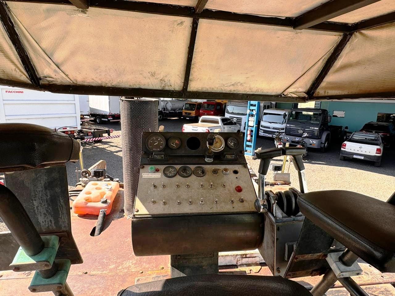 Vibroacabadora Terex VDA 700 2008 - Imagem 6