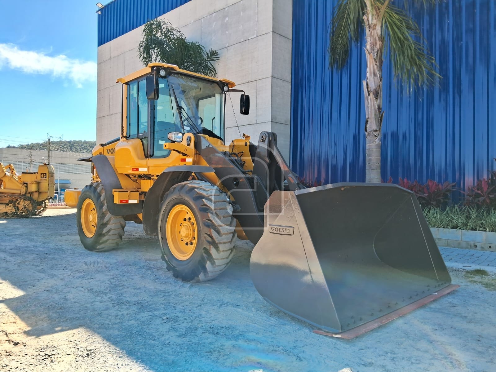 Pá Carregadeira Volvo L90F 2021 - Imagem 1