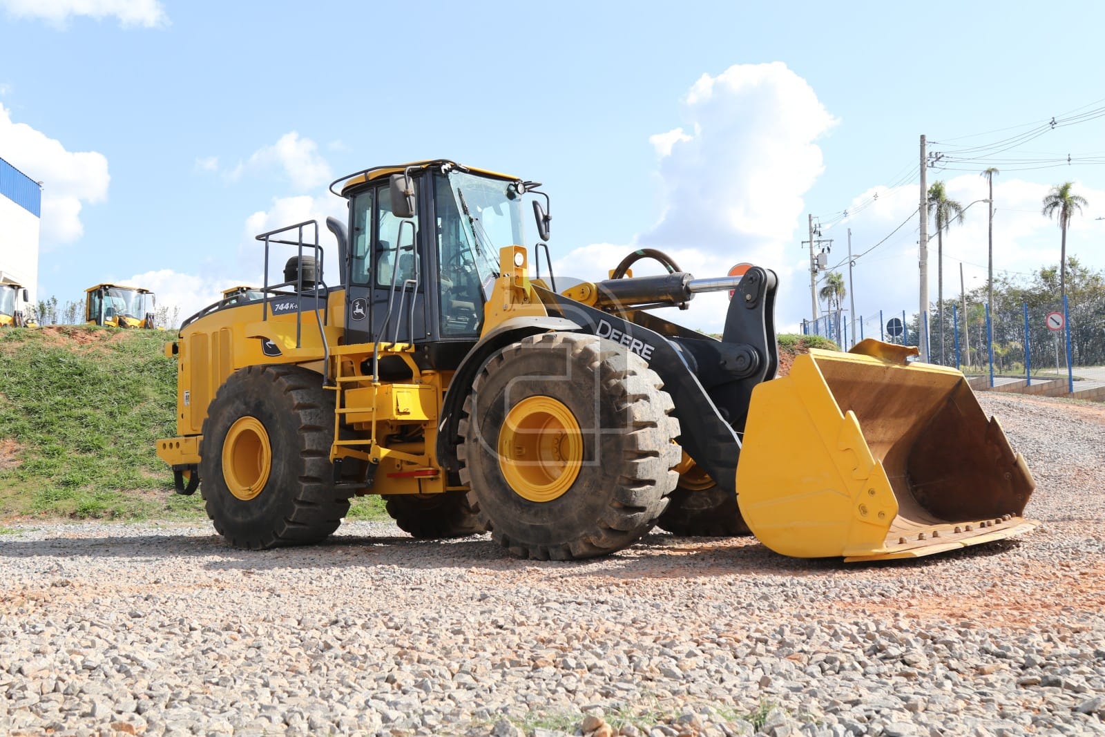 Pá Carregadeira John Deere 744K 2015 - Imagem 2