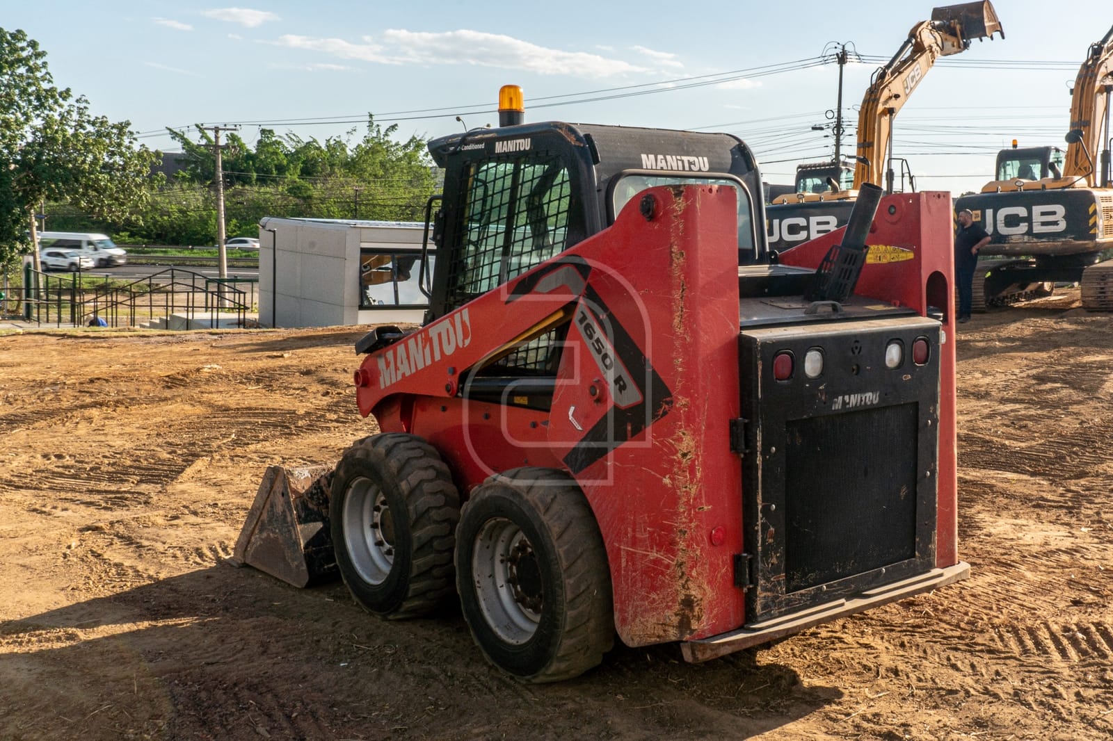 Mini Carregadeira Manitou 1650R 2022 - Imagem 3