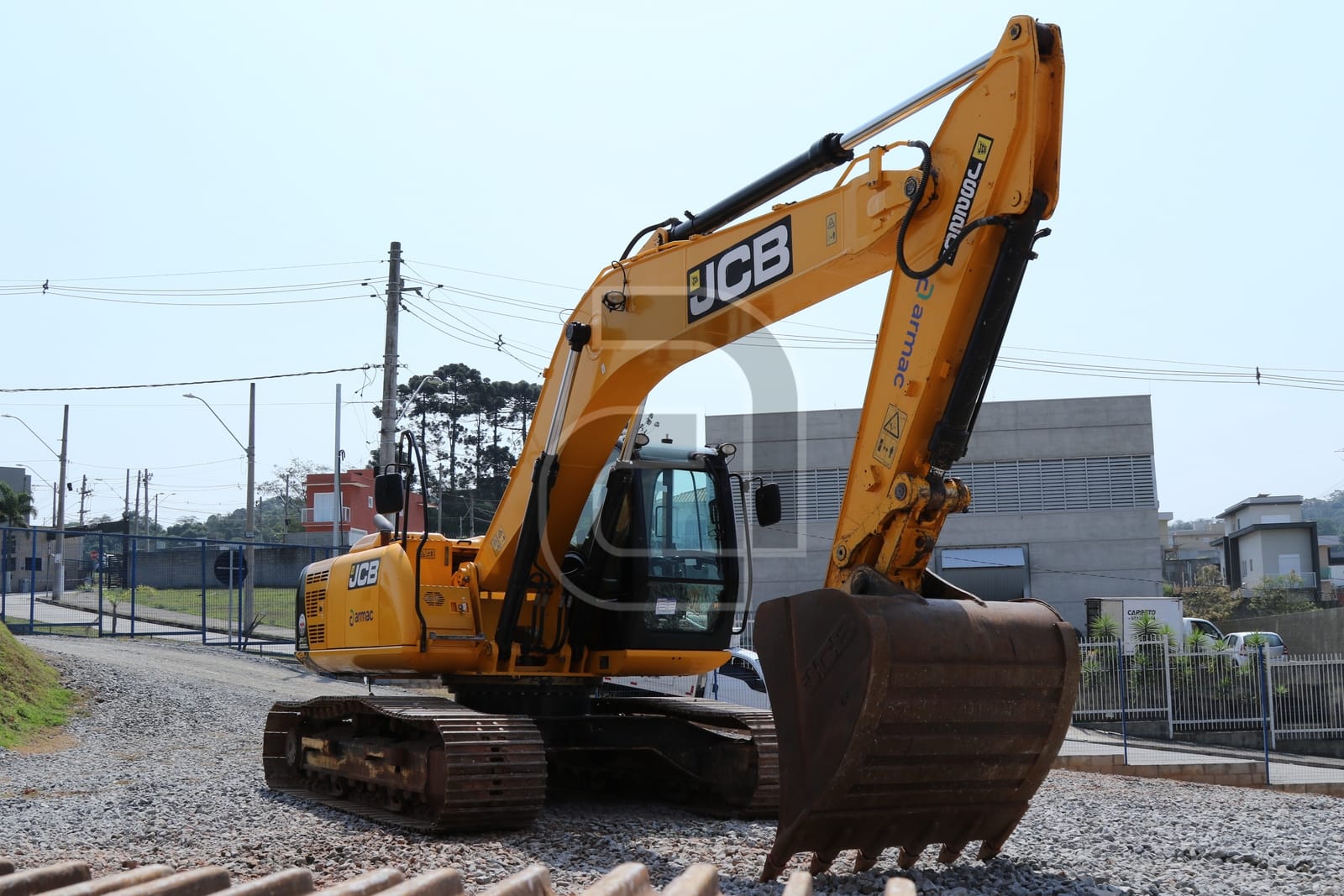 Escavadeira JCB JS220 LC 2022 - Imagem 1
