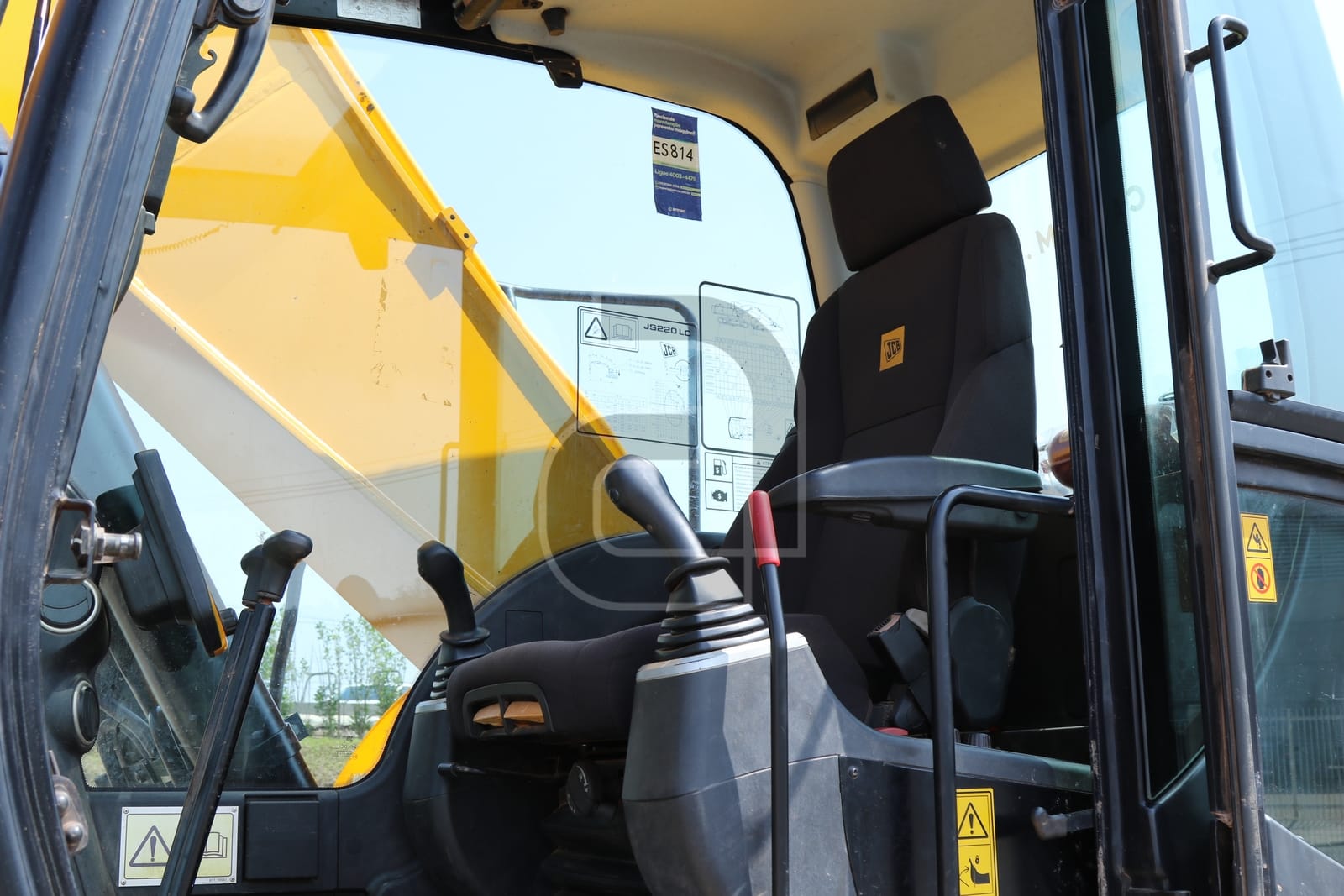 Escavadeira JCB JS220 LC 2022 - Imagem 5