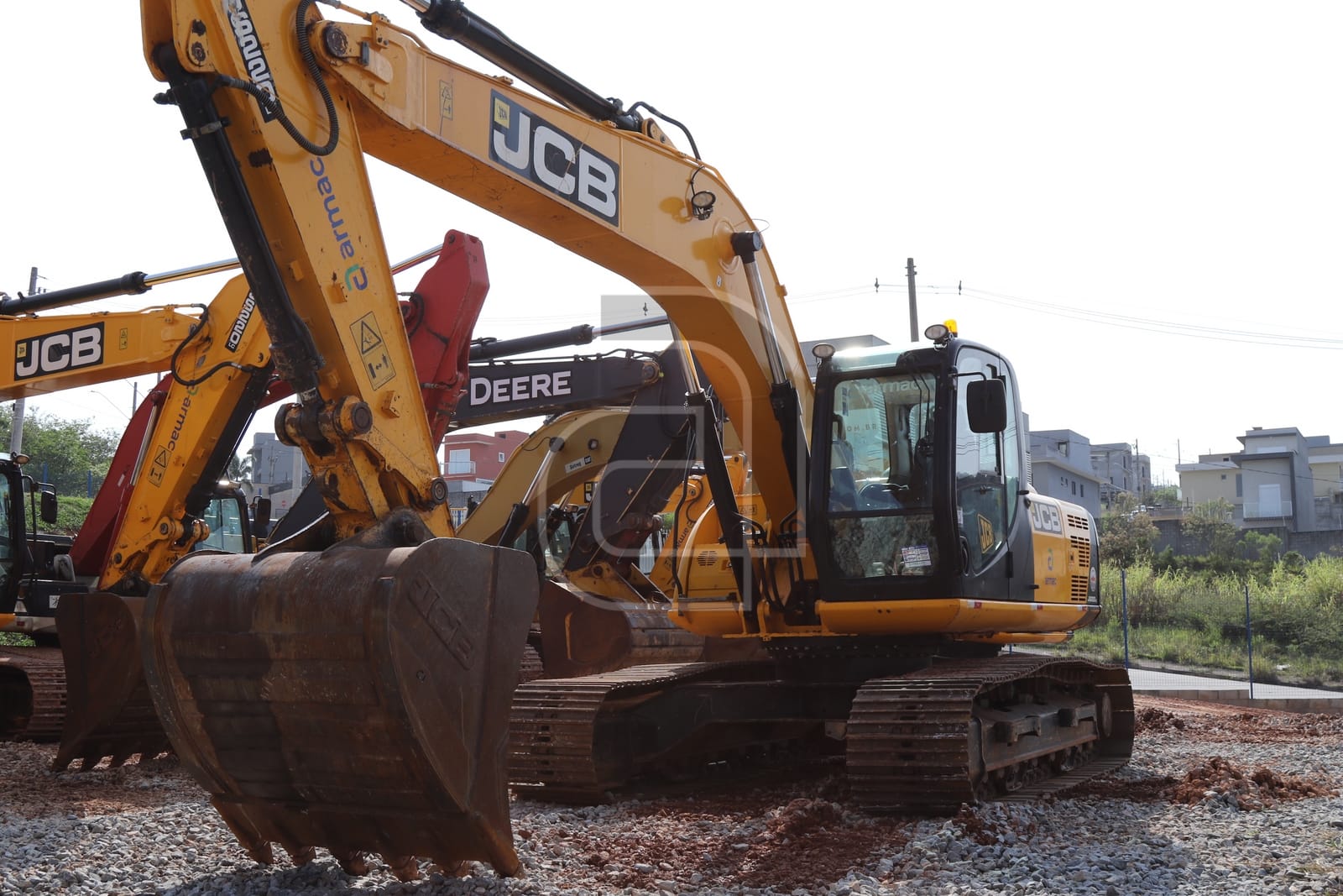 Escavadeira JCB JS220 LC 2022 - Imagem 2