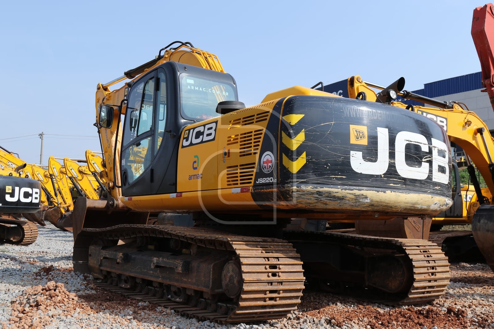 Escavadeira JCB JS220 LC 2022 - Imagem 3