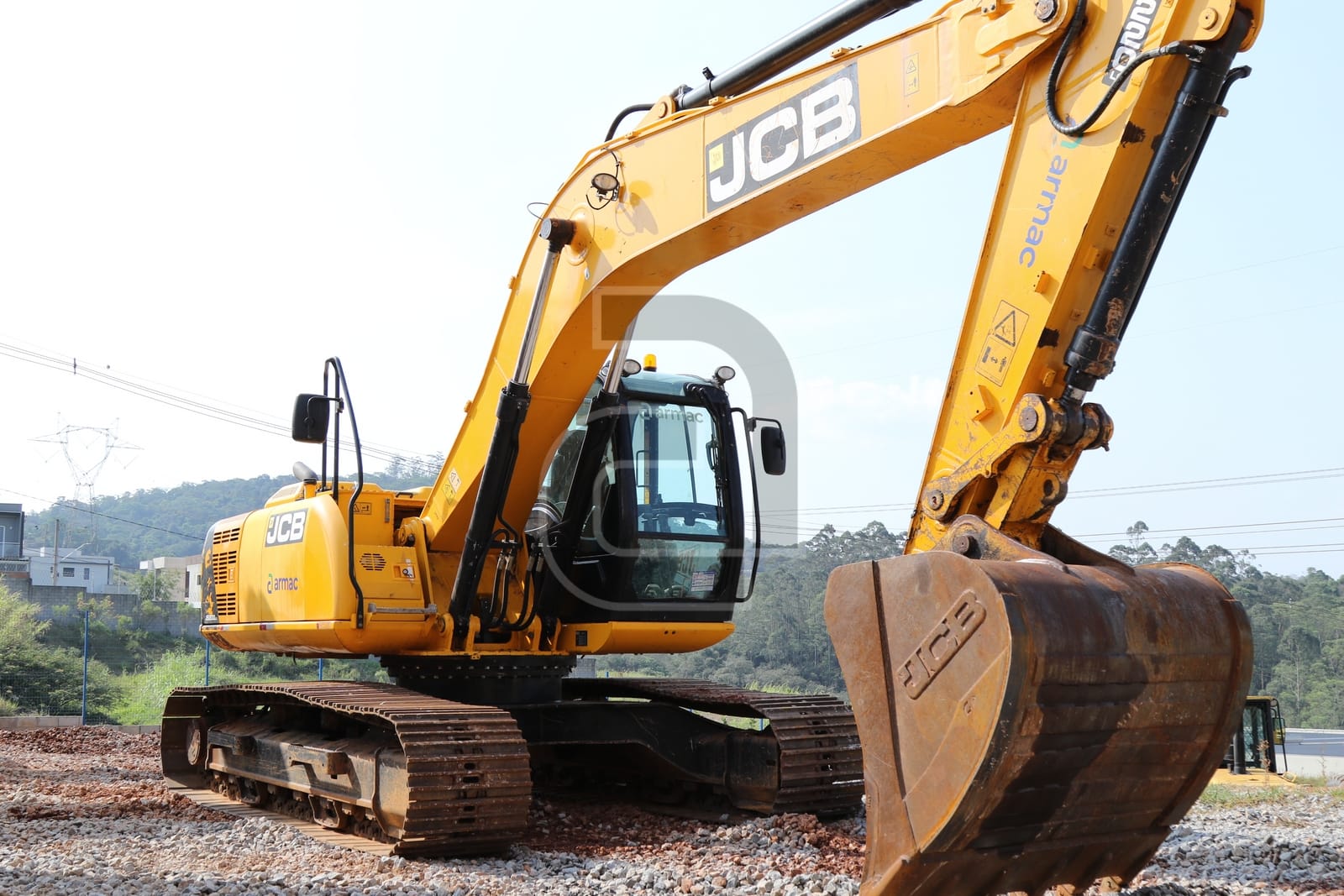 Escavadeira JCB JS220 LC 2021 - Imagem 1