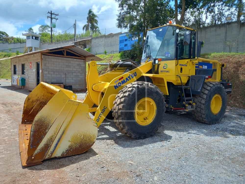 Pá Carregadeira Komatsu  WA320 2020 - Imagem 4