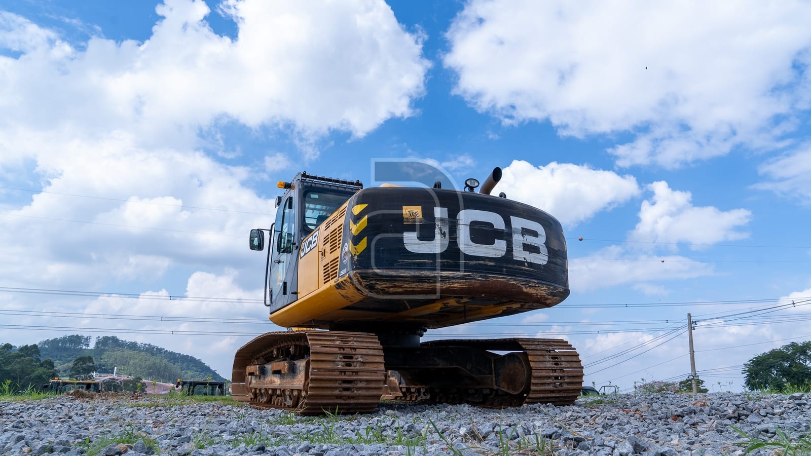 Escavadeira JCB JS220 LC 2021 - Imagem 4