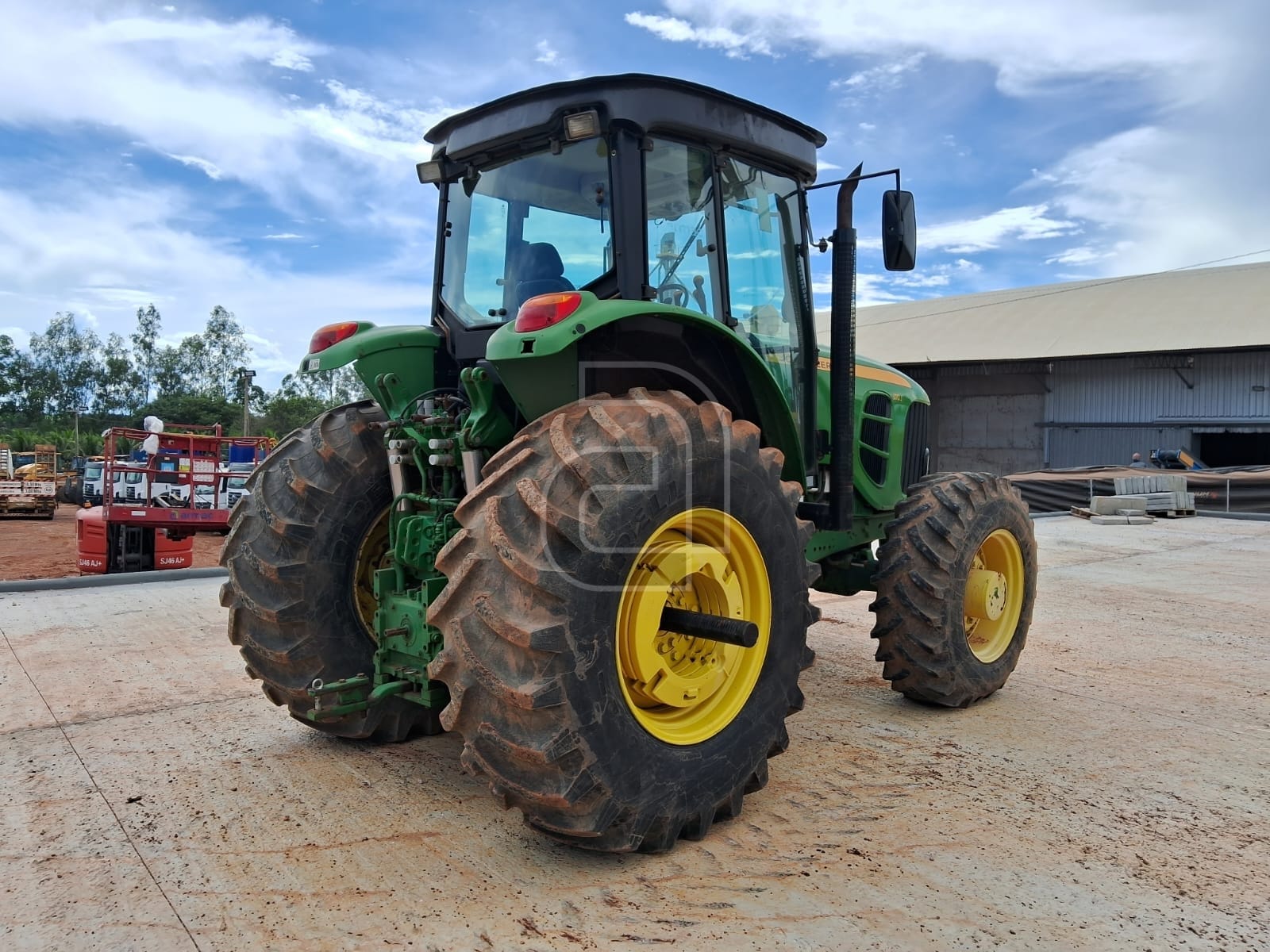 Tratores de Rodas John Deere 6180J 2013 - Imagem 5