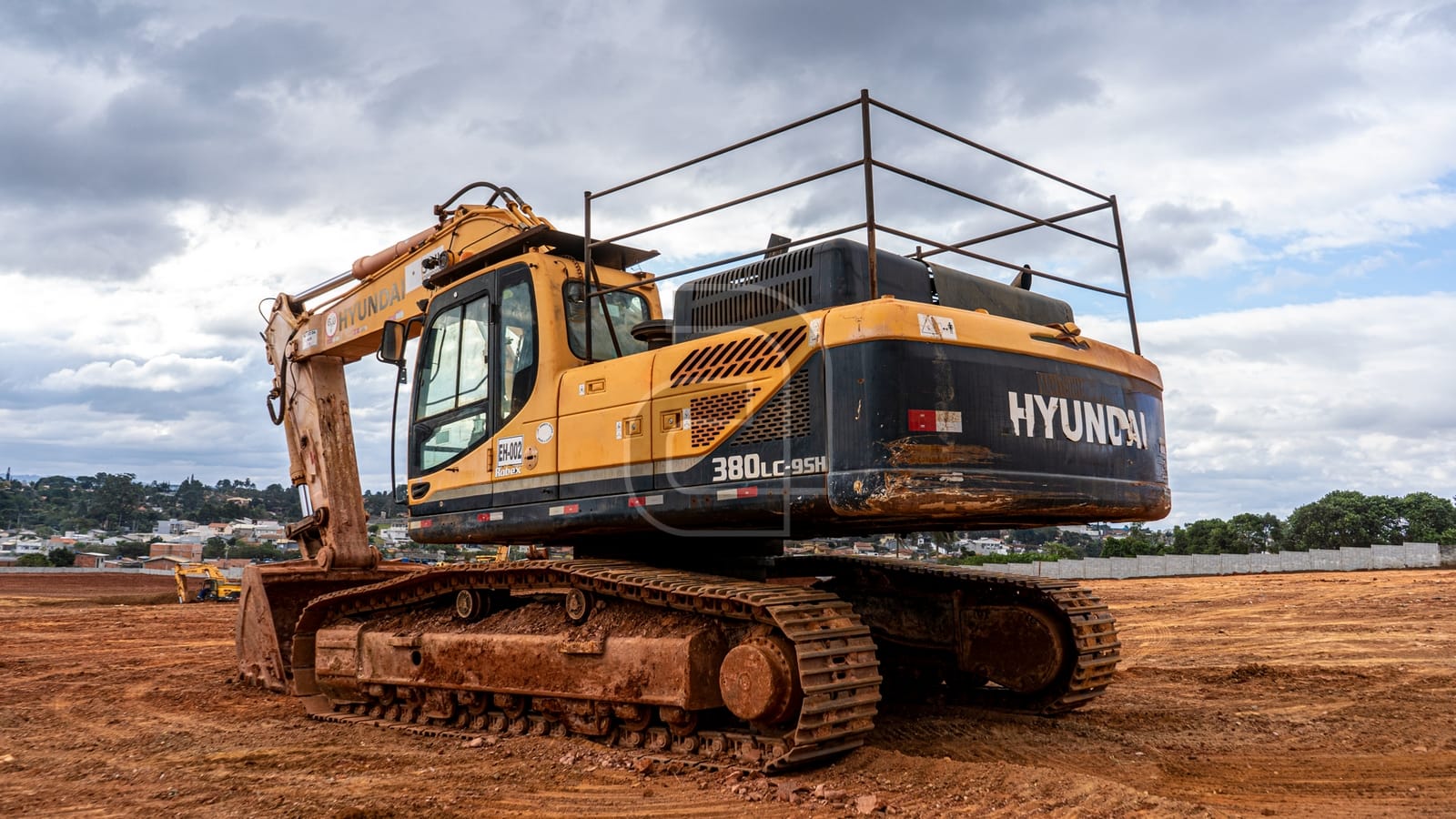 Escavadeira Hyundai R380 2013 - Imagem 2