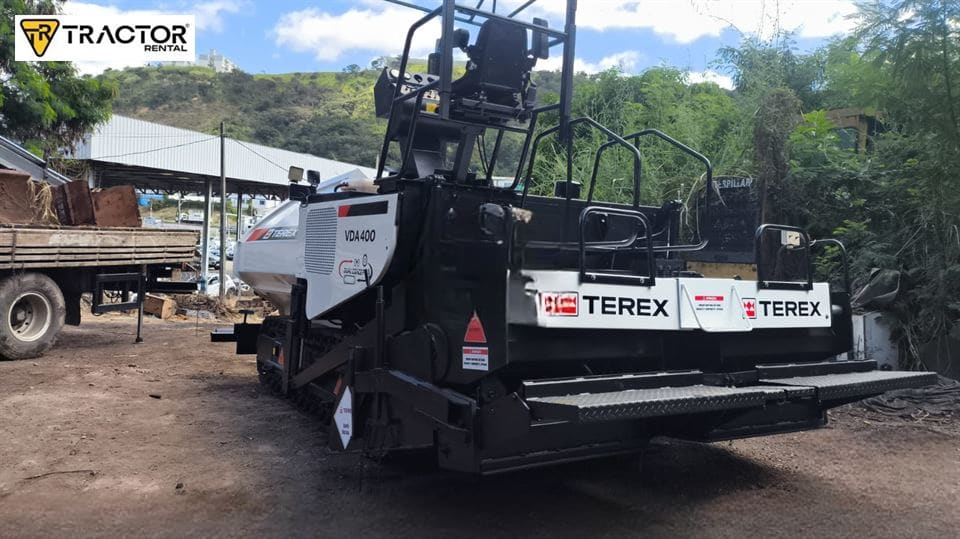 Vibroacabadora Terex VDA 421 2009 - Imagem 2