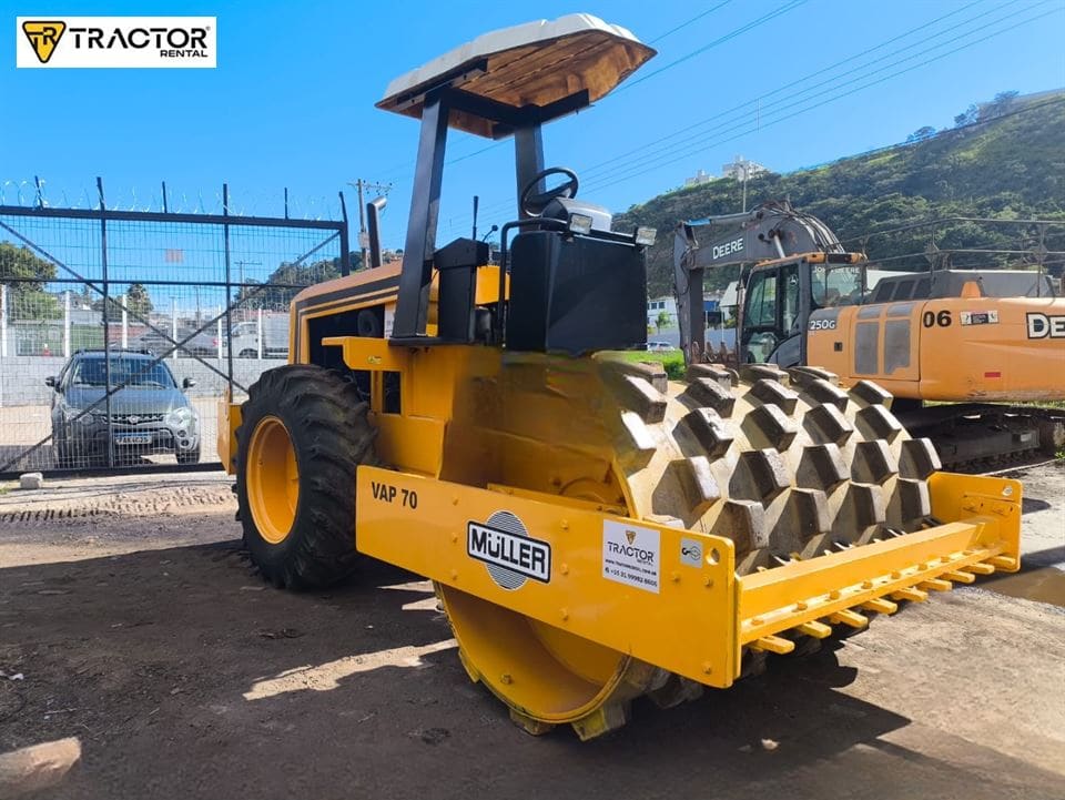 Rolo compactador Müller VAP70 2003 - Imagem 5