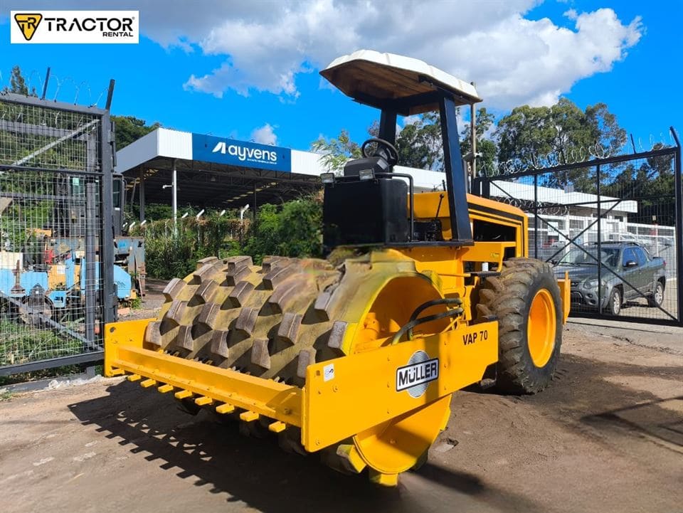 Rolo compactador Müller VAP70 2003 - Imagem 6