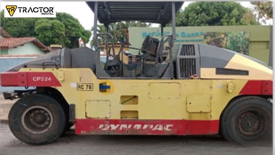 Rolo compactador Dynapac CP224 2010 - Imagem 1