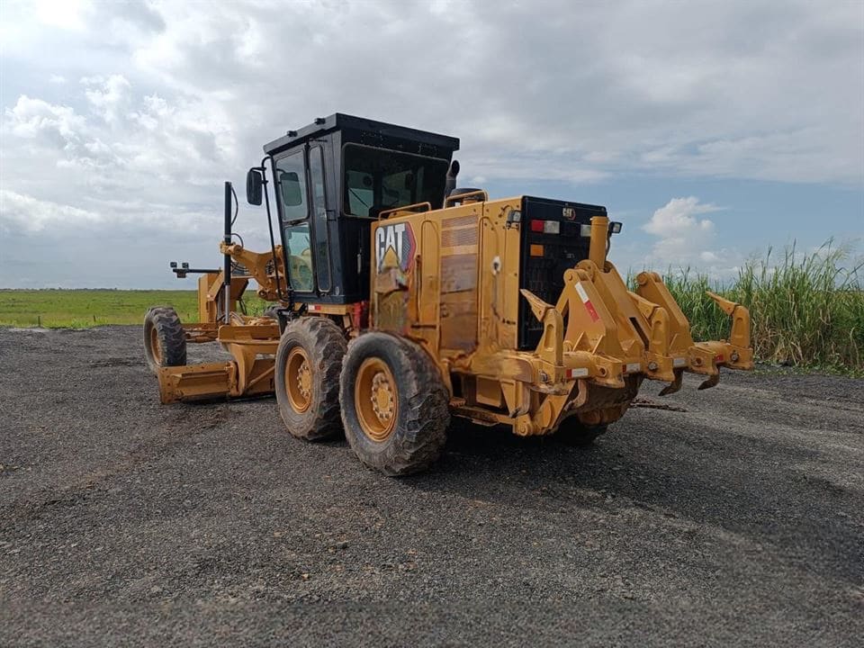 Motoniveladora Caterpillar 12K 2021 - Imagem 2