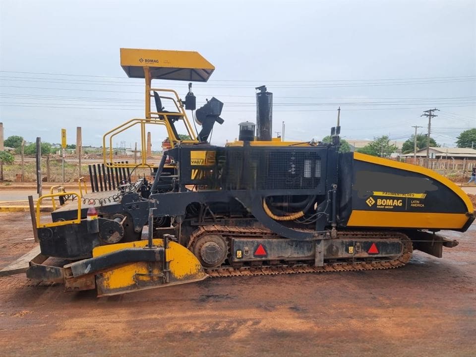 Vibroacabadora Terex VDA 700 2009 - Imagem 2