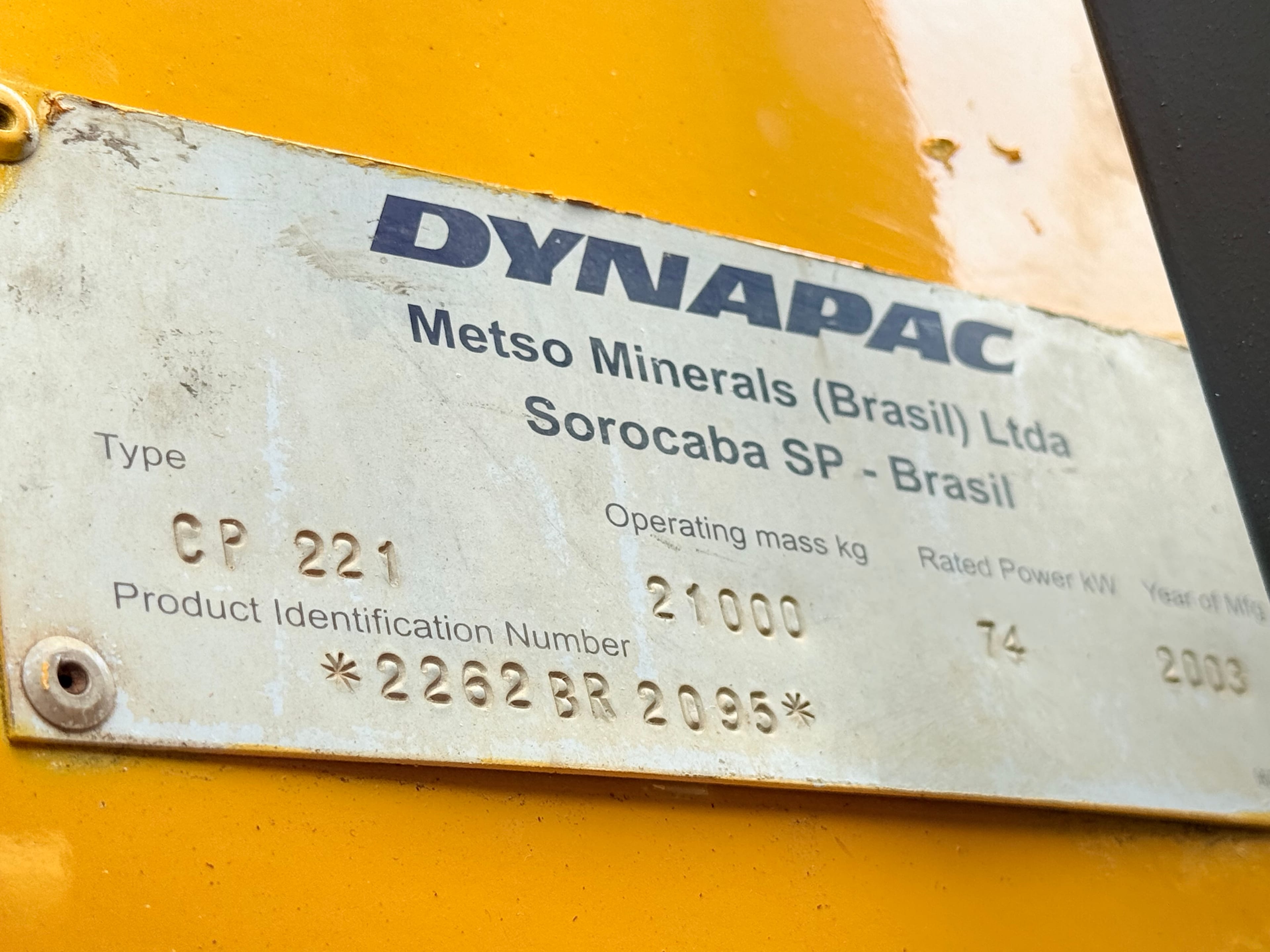 Rolo Compactador de Pneu Dynapac CP221 2003 - Imagem 6