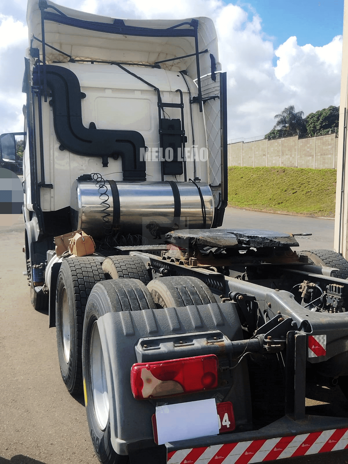 Cavalo Mecânico Scania R-400 A 6x2 Leito TT Alto 2013 - Imagem 9