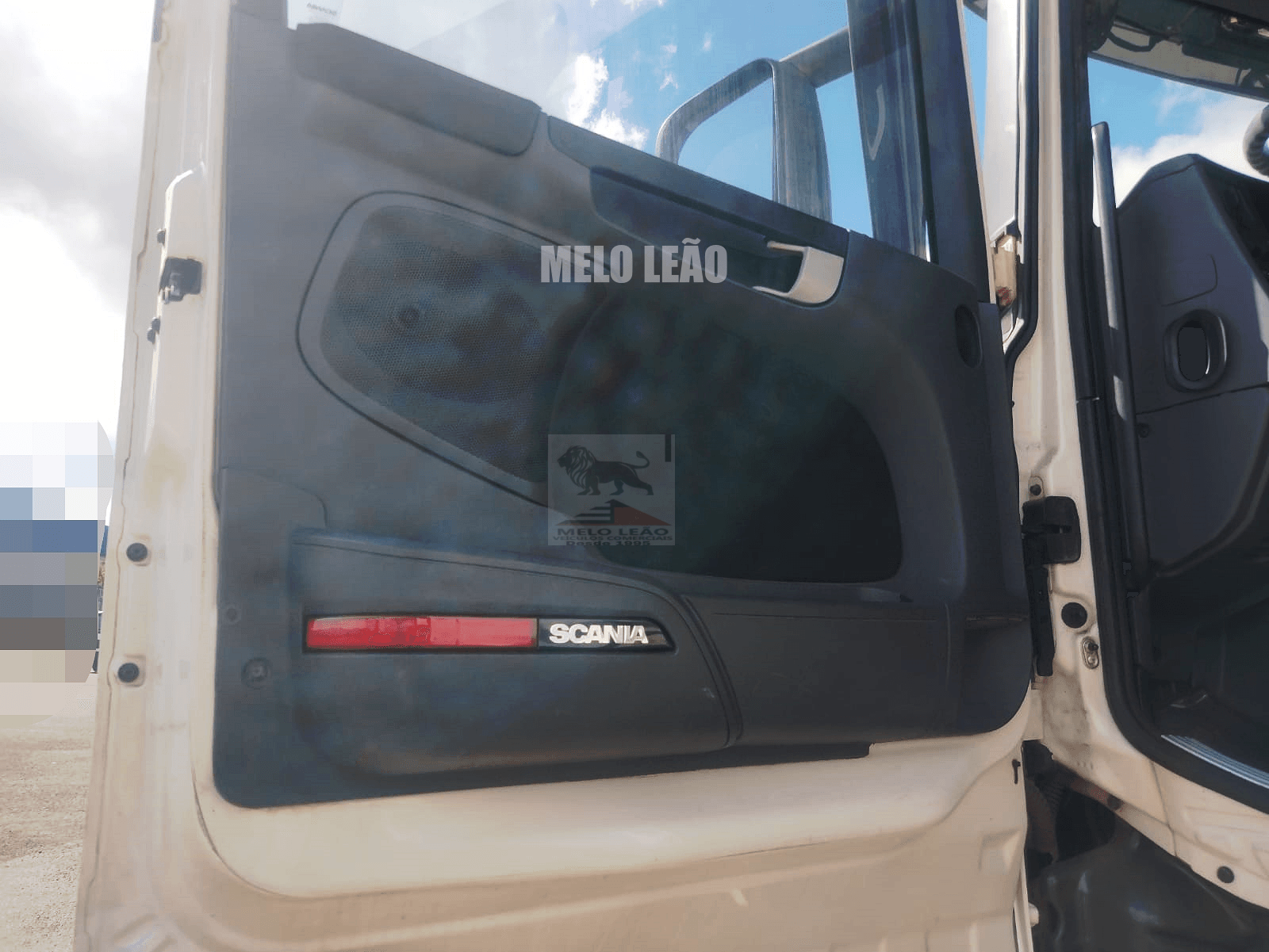 Cavalo Mecânico Scania R-400 A 6x2 Leito TT Alto 2013 - Imagem 17
