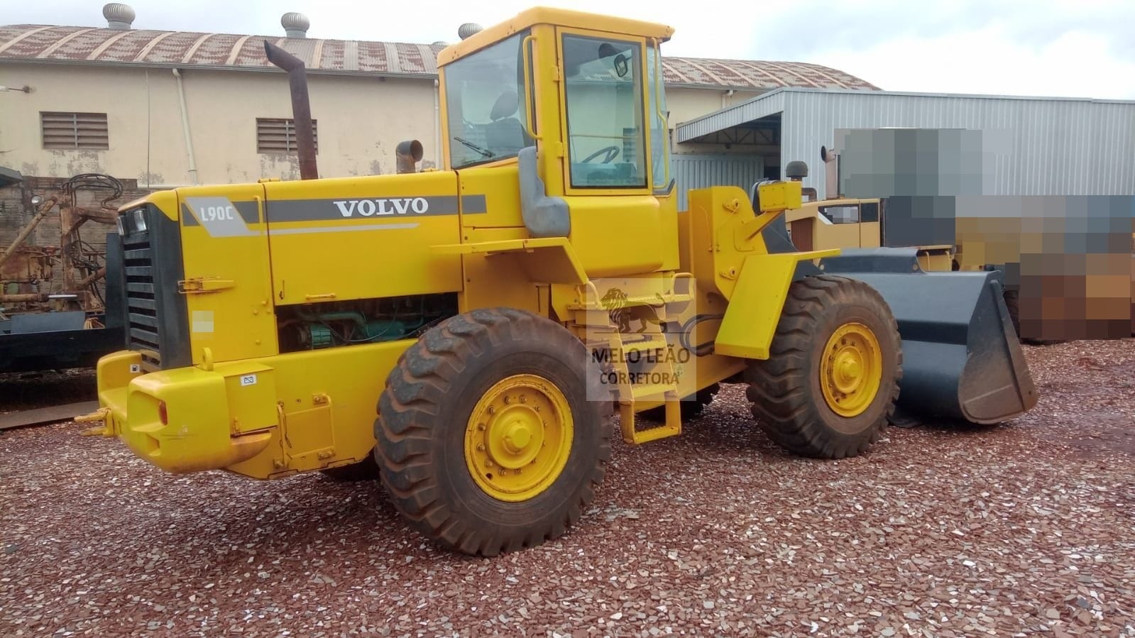 Pá Carregadeira Volvo L90C 2002 - Imagem 2