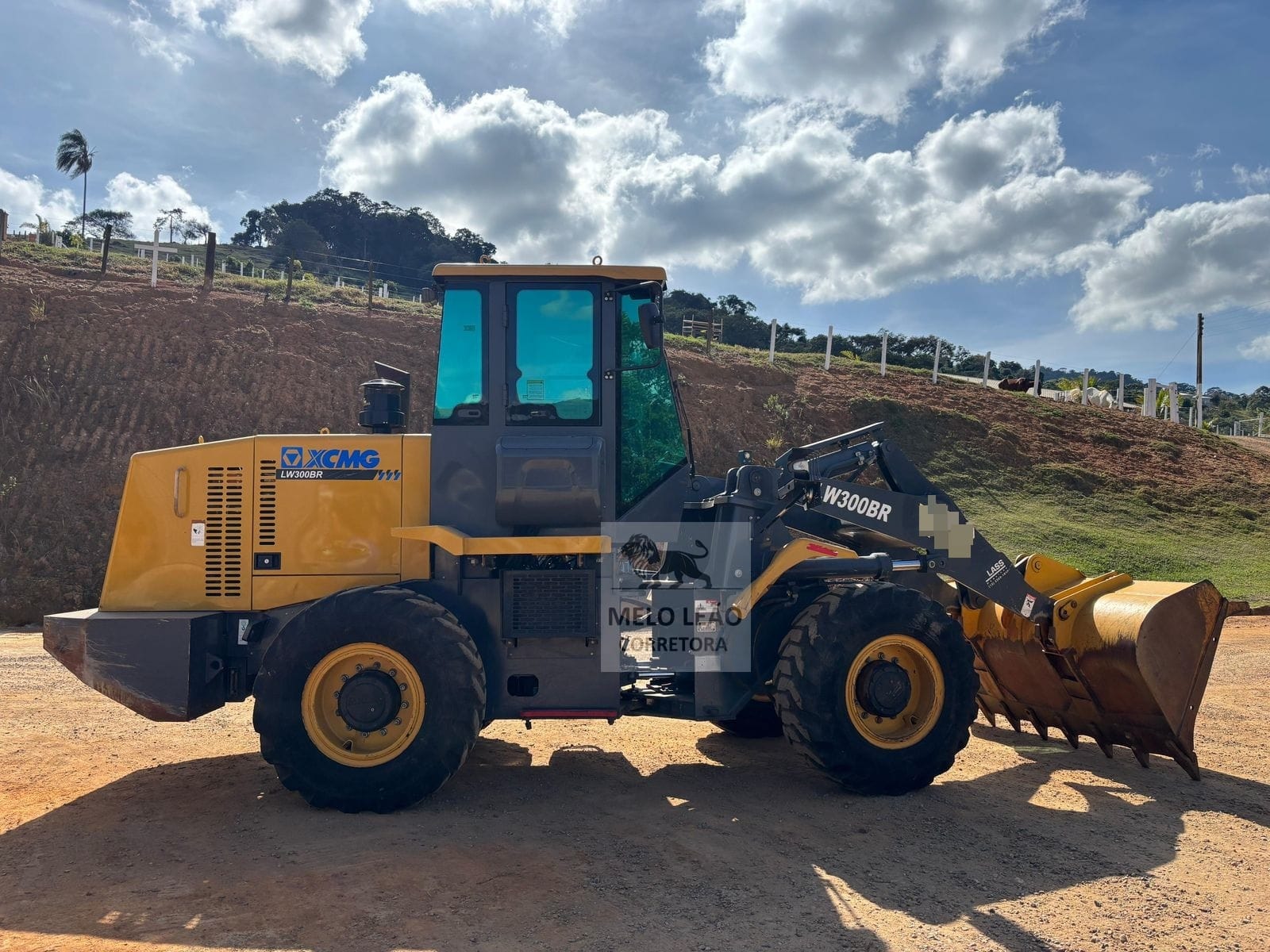 Pá Carregadeira XCMG LW300BR 2022 - Imagem 7