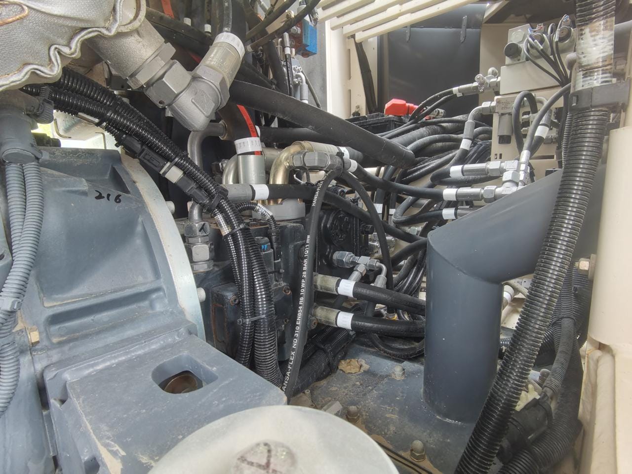 Fresadora de asfalto Wirtgen W100 2017 - Imagem 5