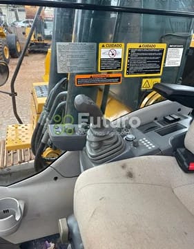 Escavadeira John Deere 210G LC 2022 - Imagem 10