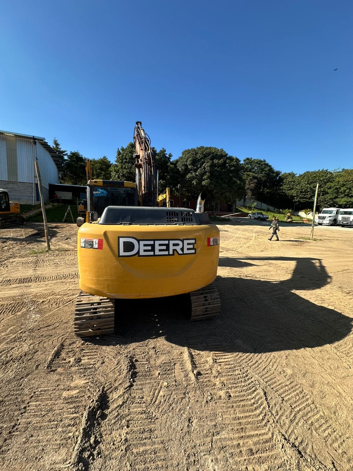 Escavadeira John Deere 130G 2015 - Imagem 3