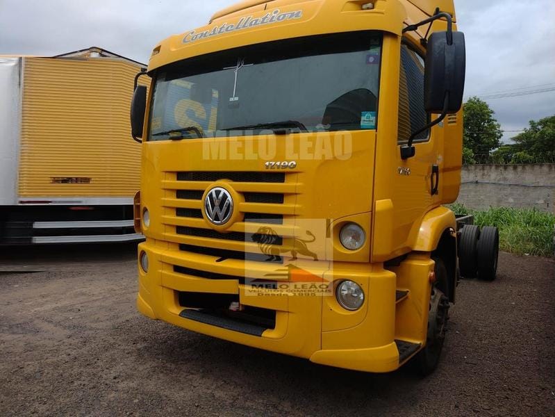 Caminhão Volkswagen Constellation 17.190 2018 - Imagem 4