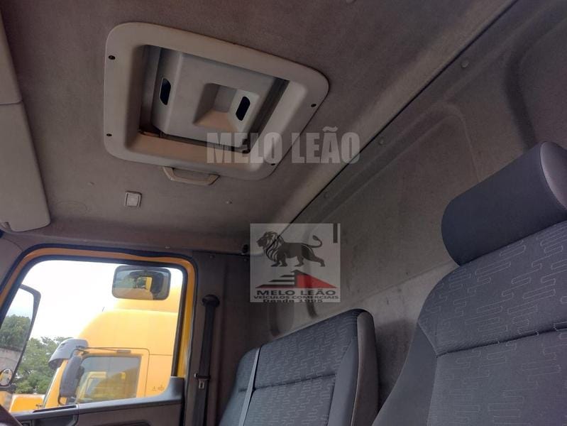 Caminhão Volkswagen Constellation 17.190 2018 - Imagem 10