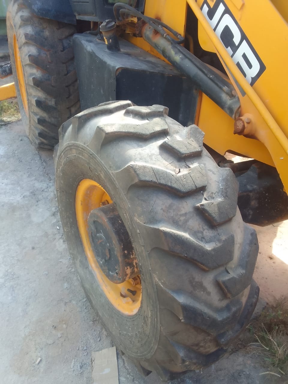 Retroescavadeira JCB 3C 2015 - Imagem 10