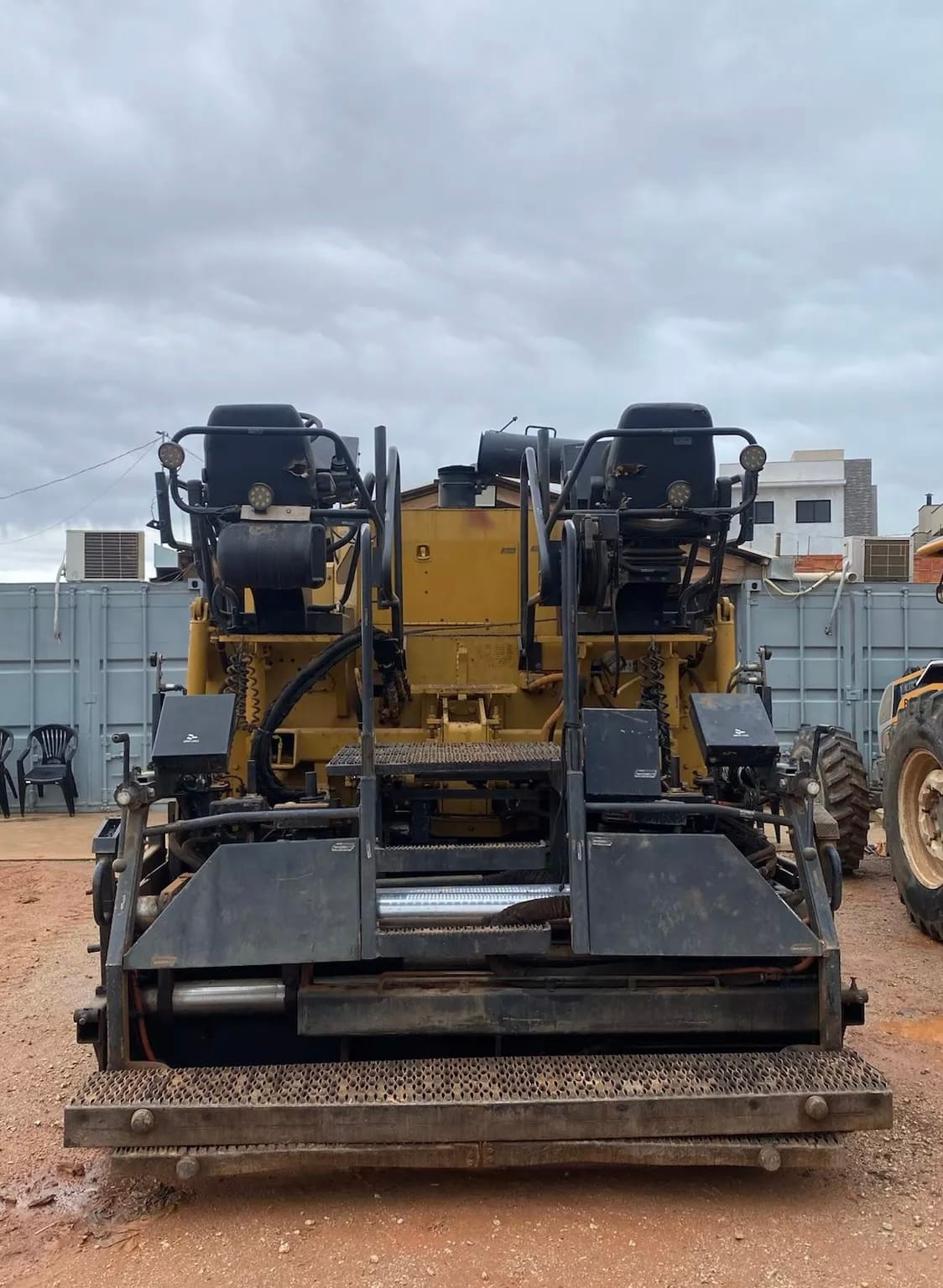 Vibroacabadora Caterpillar AP555 2017 - Imagem 3