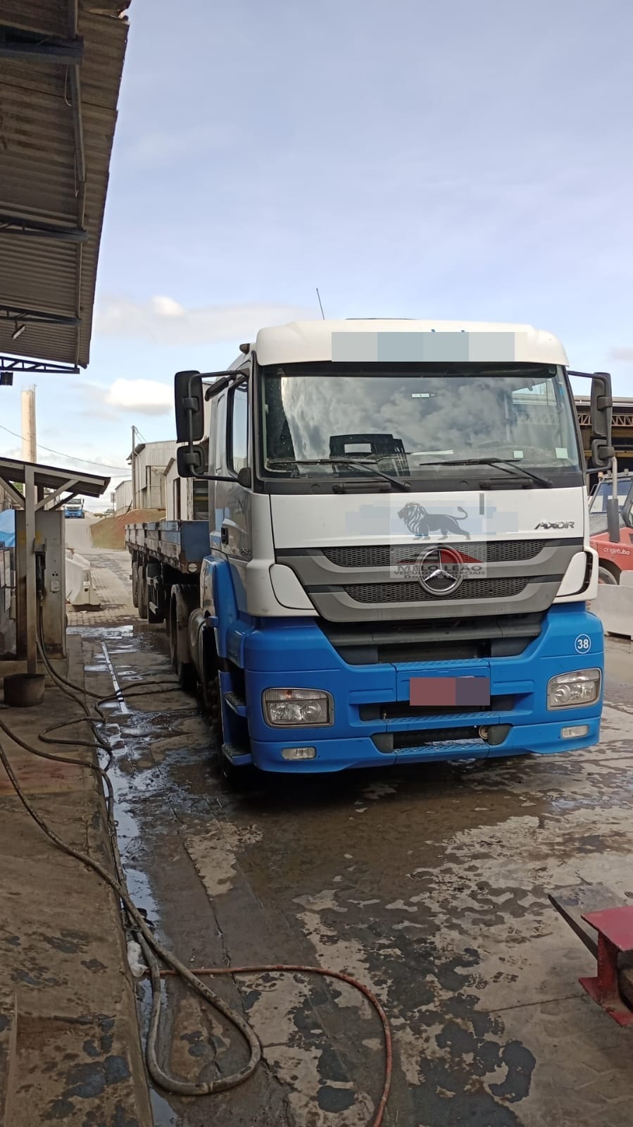 Caminhão Mercedes Benz Axor 2544S 2020 - Imagem 2