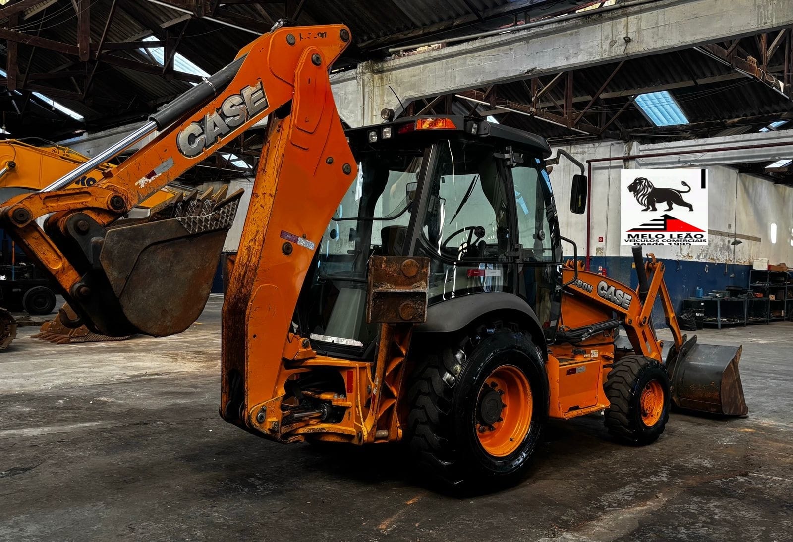 Retroescavadeira Case 580N 2015 - Imagem 4
