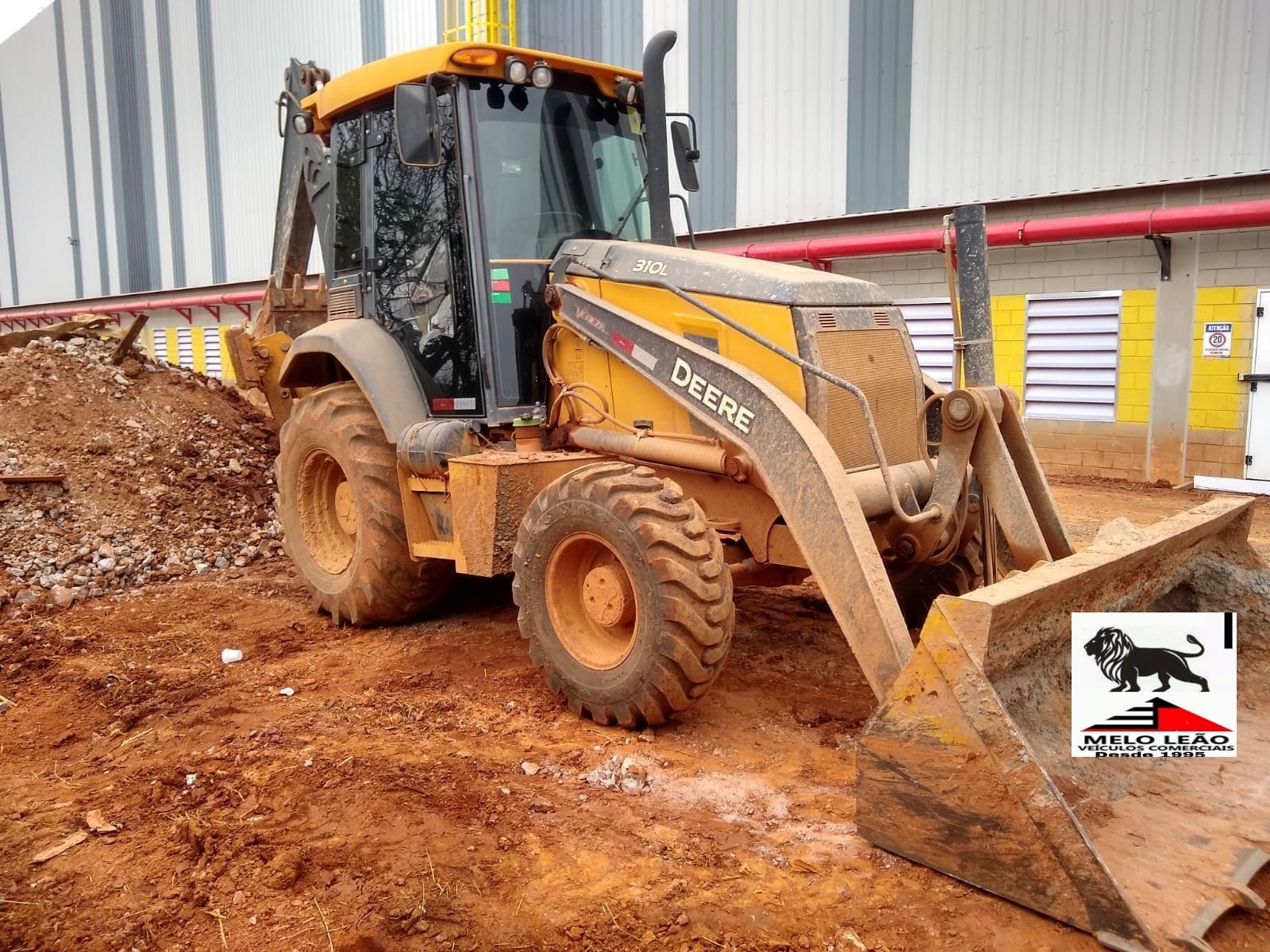 Retroescavadeira John Deere 310 L 2022 - Imagem 2