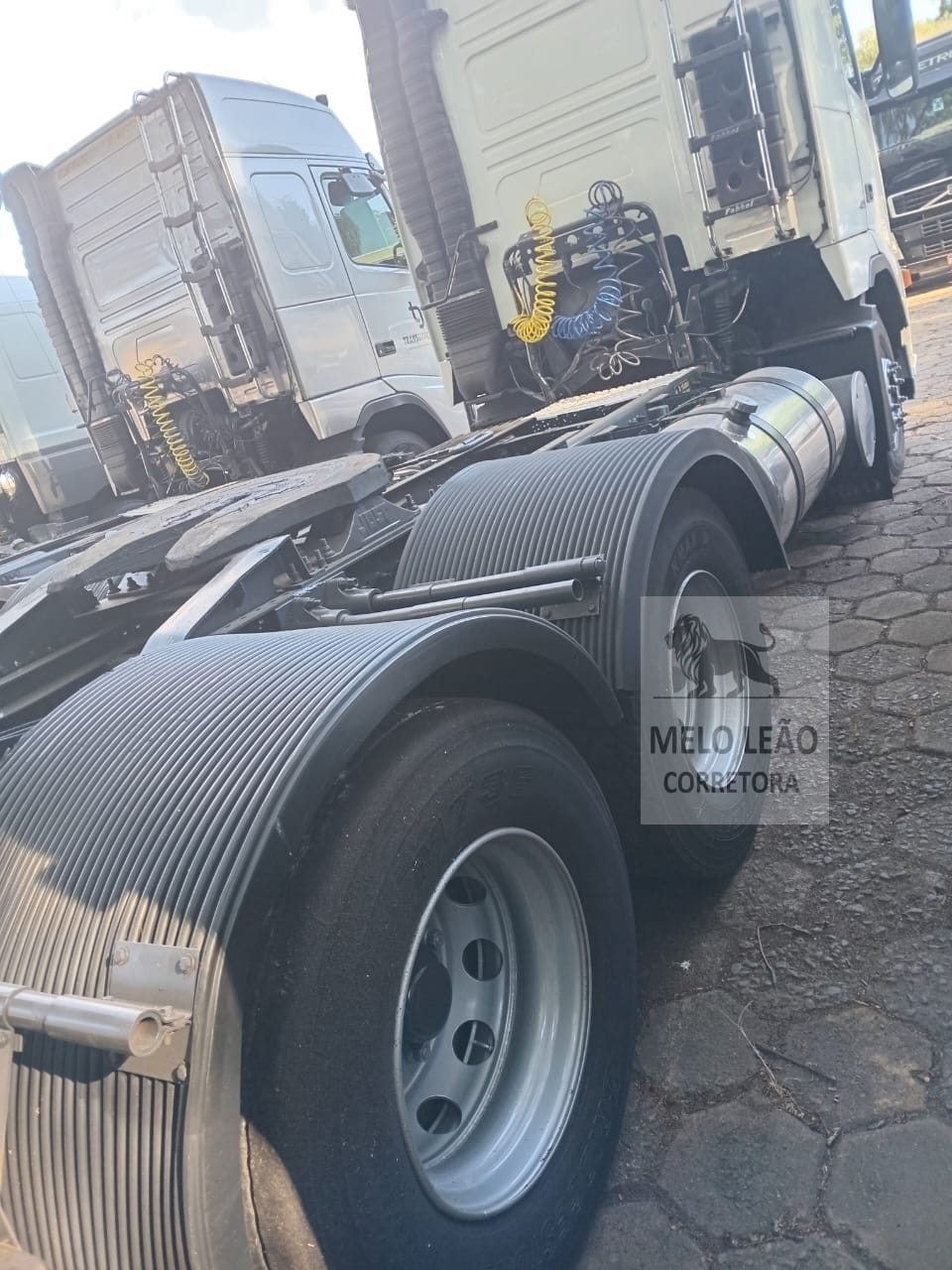Volvo FH400 6x2 Volvo FH400 2007 - Imagem 2