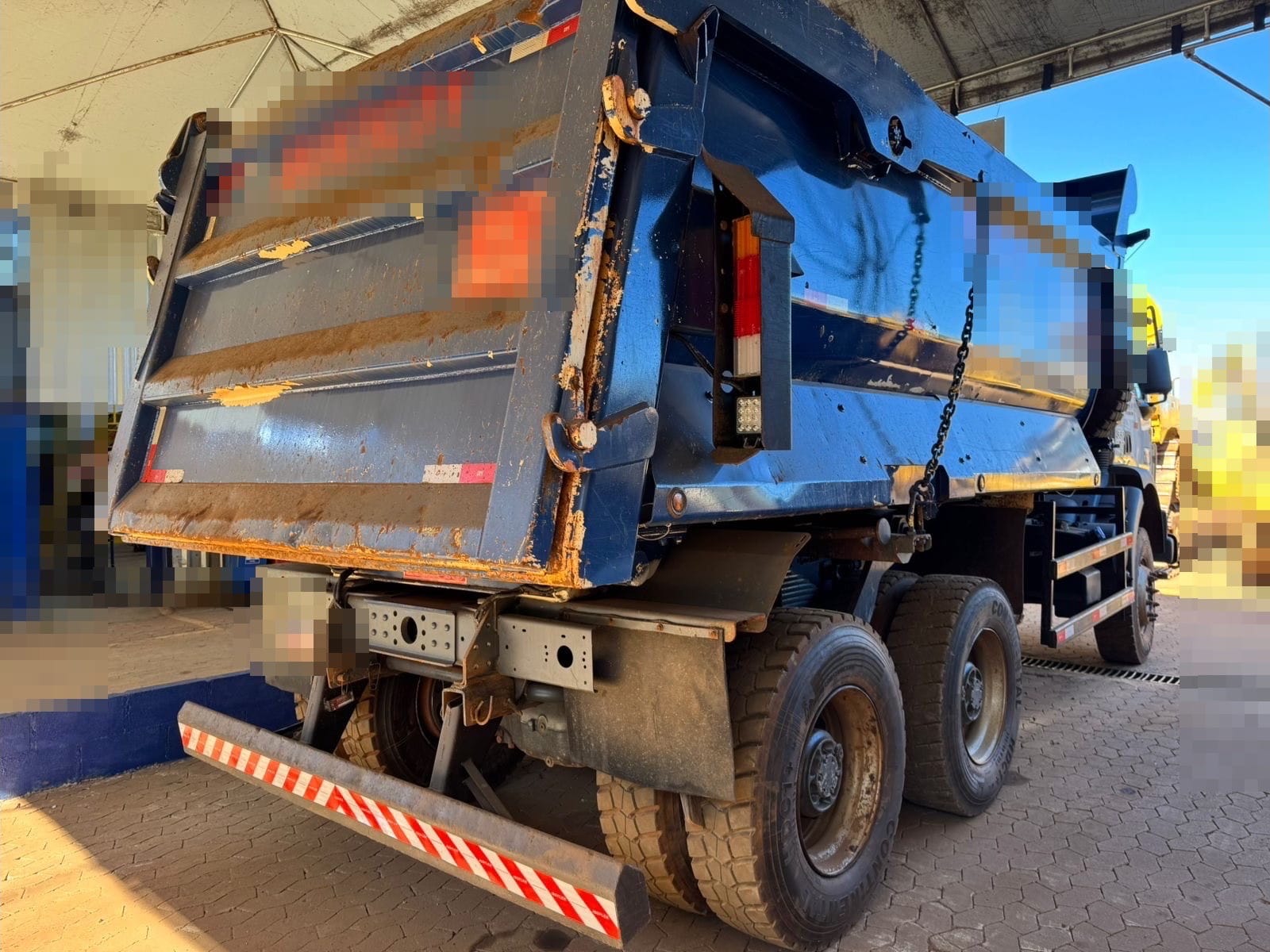 Caminhão Volvo VM 330 2020 - Imagem 4