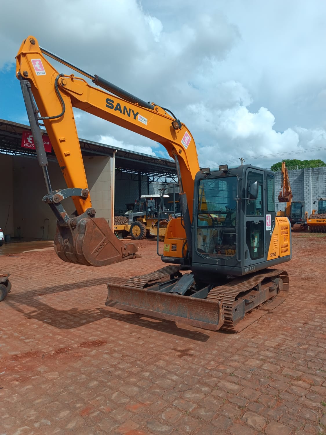 Mini Escavadeira Sany SY75C 2012 - Imagem 6