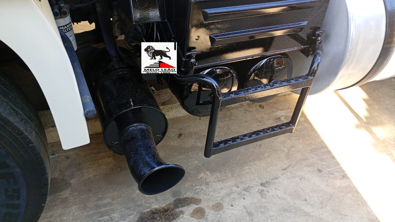 Cavalo Truck Volvo F 12 380 2001 - Imagem 3