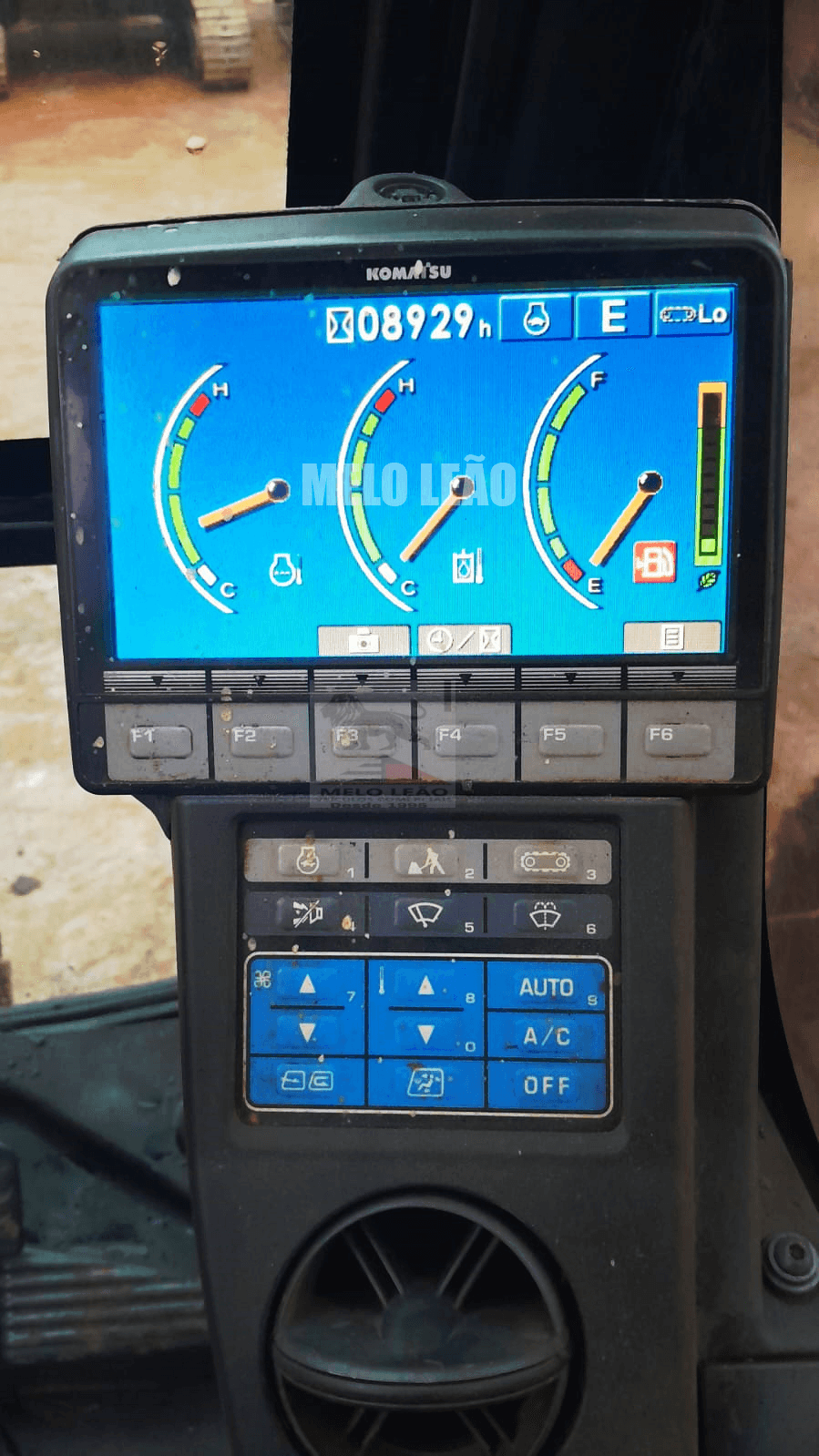 Escavadeira Komatsu PC130-8 2012 - Imagem 5
