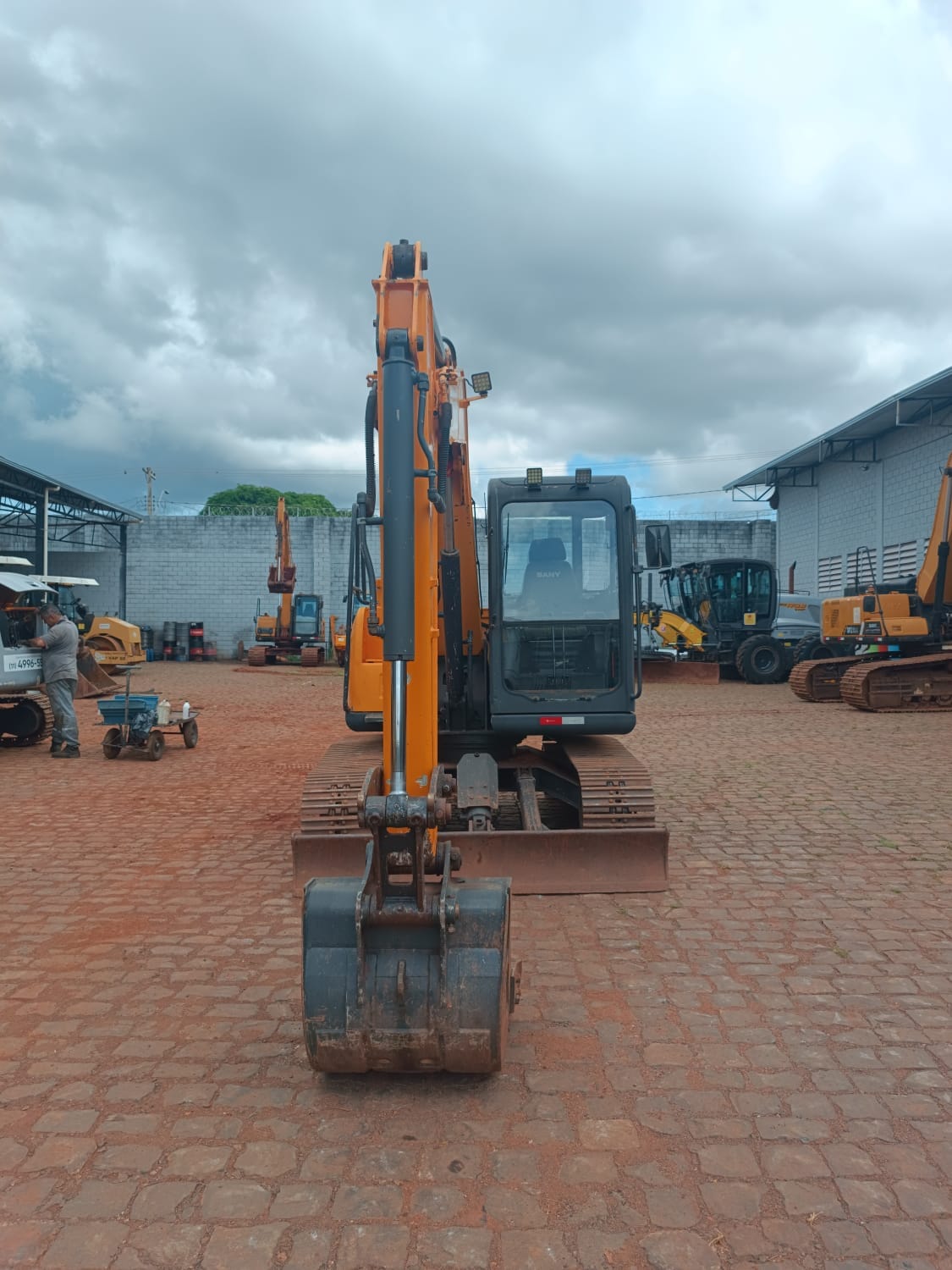 Mini Escavadeira Sany SY75C 2012 - Imagem 6