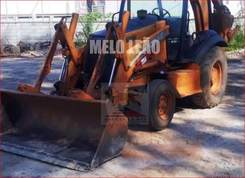 Retroescavadeira Case 580M 2009 - Imagem 4
