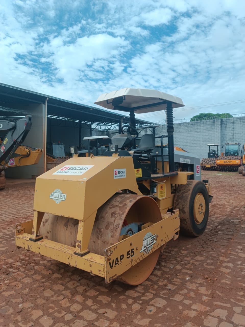 Rolo compactador Müller VAP55 1996 - Imagem 4