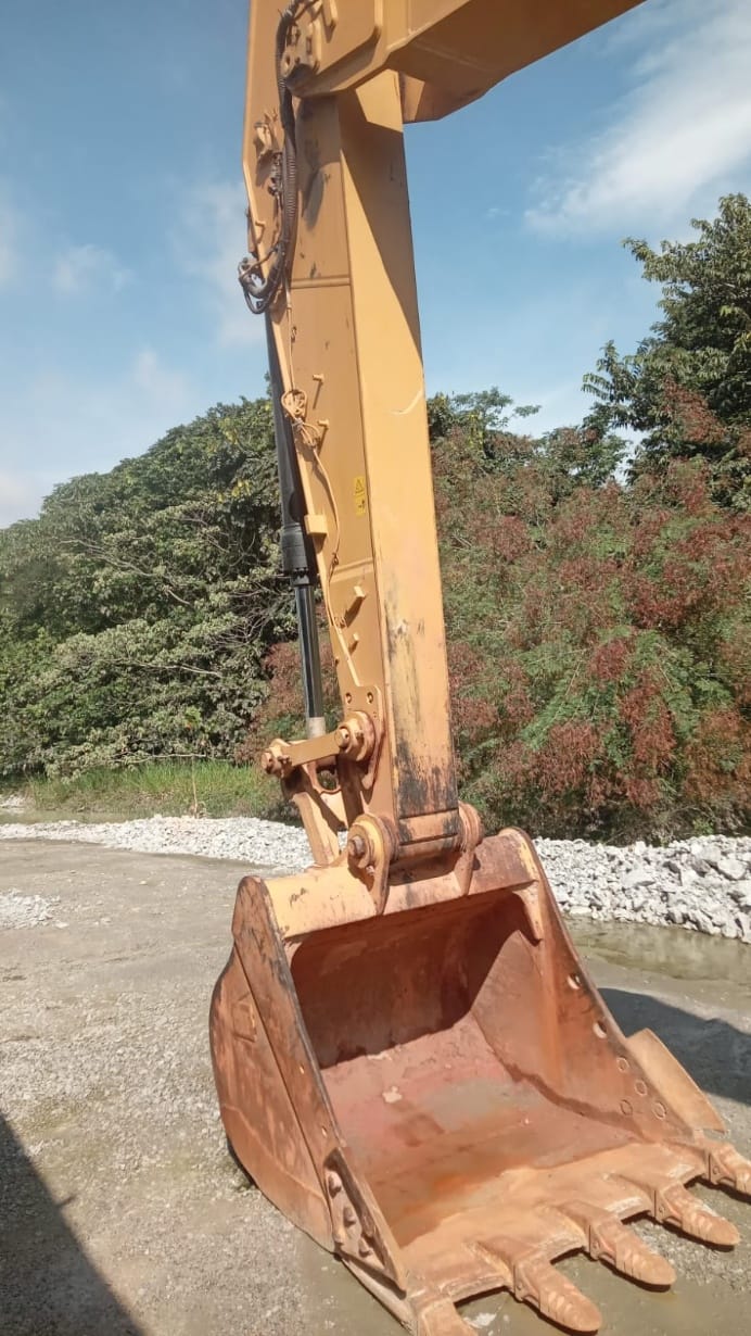 Escavadeira Caterpillar 320 2020 - Imagem 3