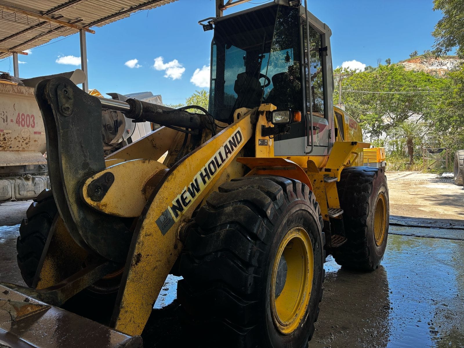 Pá Carregadeira New Holland W130B 2014 - Imagem 5