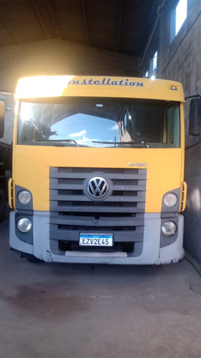 Caminhão Volkswagen 13180 2011 - Imagem 5