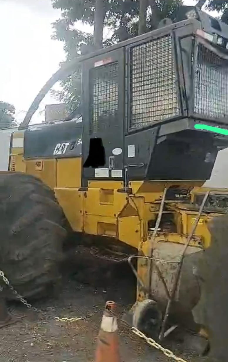 Skidders Caterpillar 545C 2011 - Imagem 2
