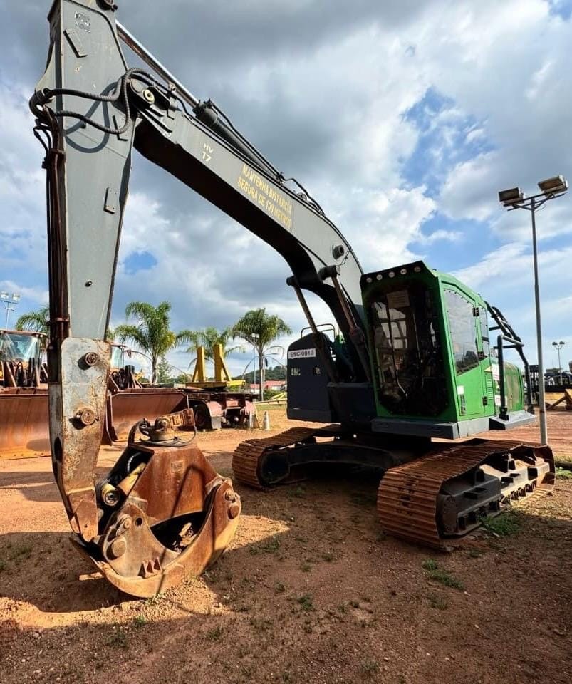 Harvesters John Deere 2144G 2017 - Imagem 1