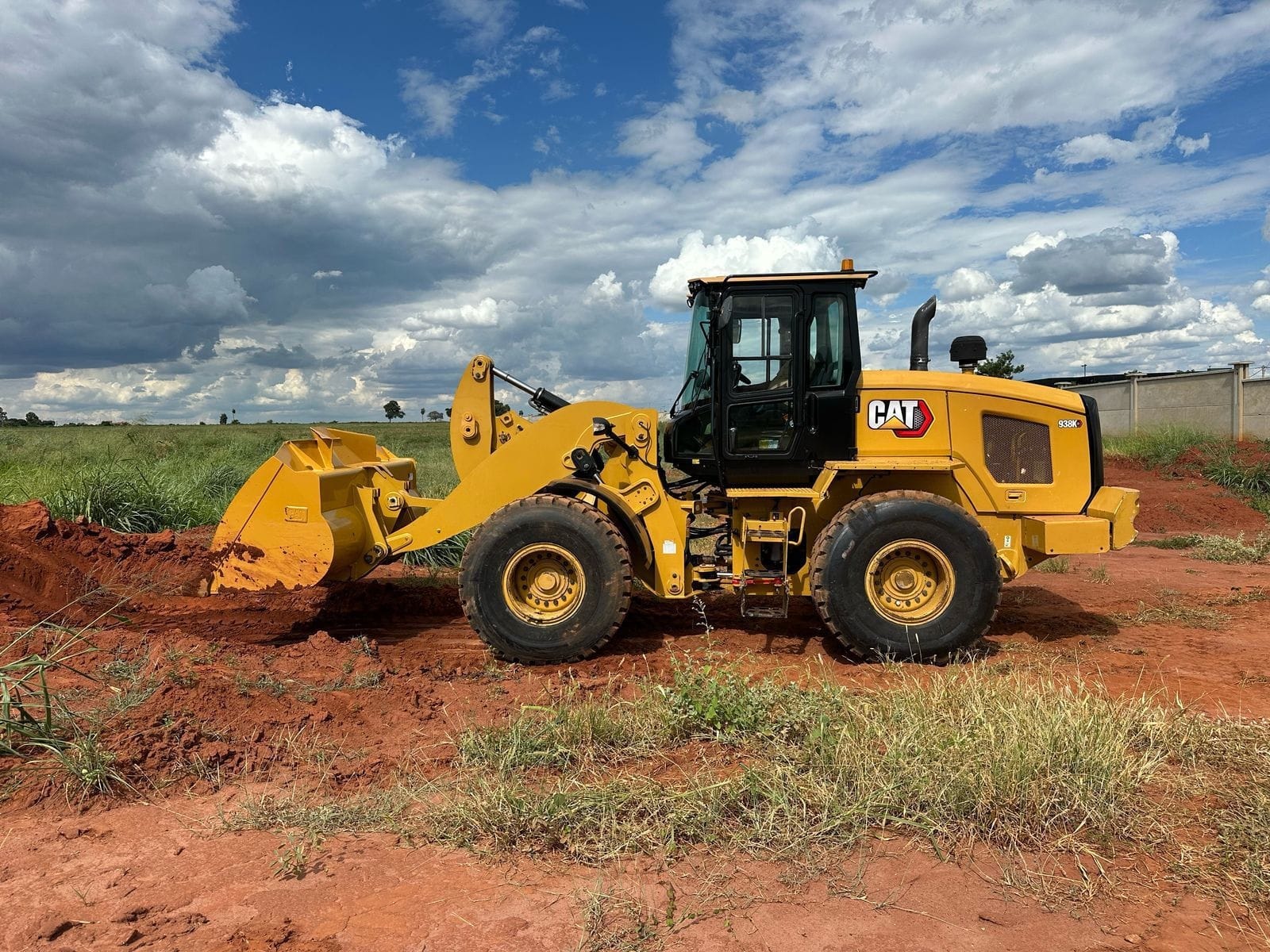 Pá Carregadeira Caterpillar 938 K 2021 - Imagem 1